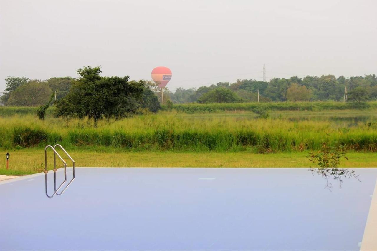 Birdwing Sigiriya Hotel ภายนอก รูปภาพ